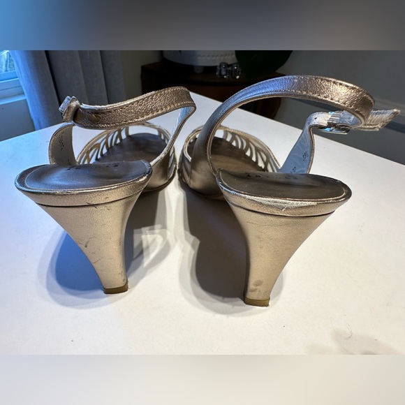 Stuart Weitzman open toe high heels sandals light gold (silver gold), EU 38 1/2 - Picture 7 of 16